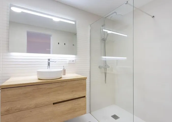 Dialez Holidays - Rebecca * 플라야데라스아메리카스