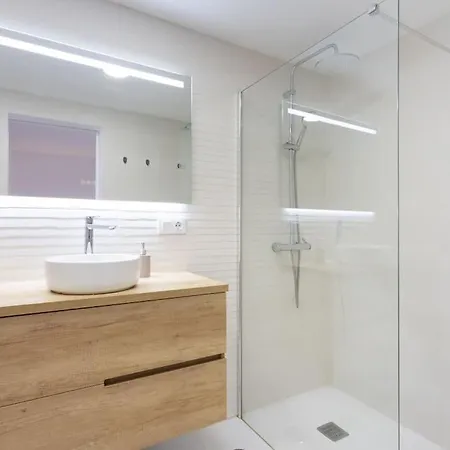 Dialez Holidays - Rebecca * Playa de las Américas