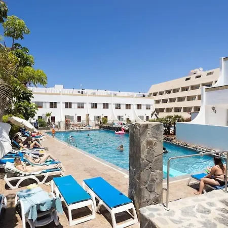 Dialez Holidays - Rebecca *