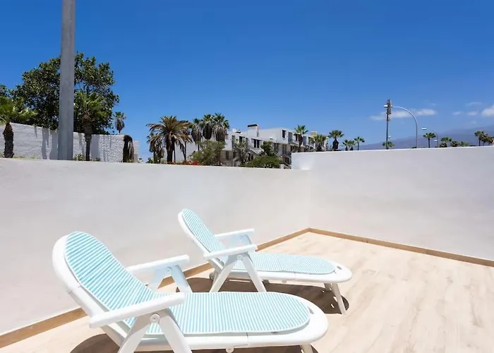 Dialez Holidays - Rebecca * Playa de las Americas (Tenerife)